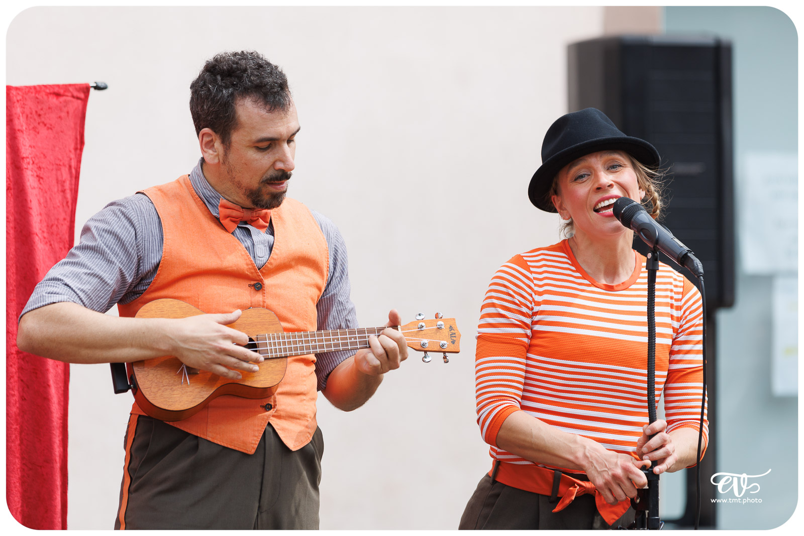 STORIES IN THE CITY (LES DUDES)